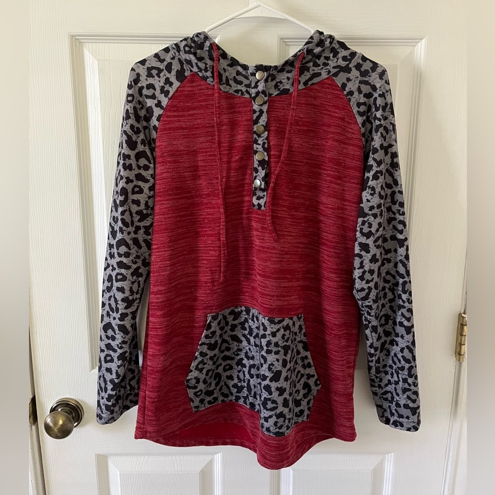 Red Heathered Hoodie with Gray Leopard Contrast